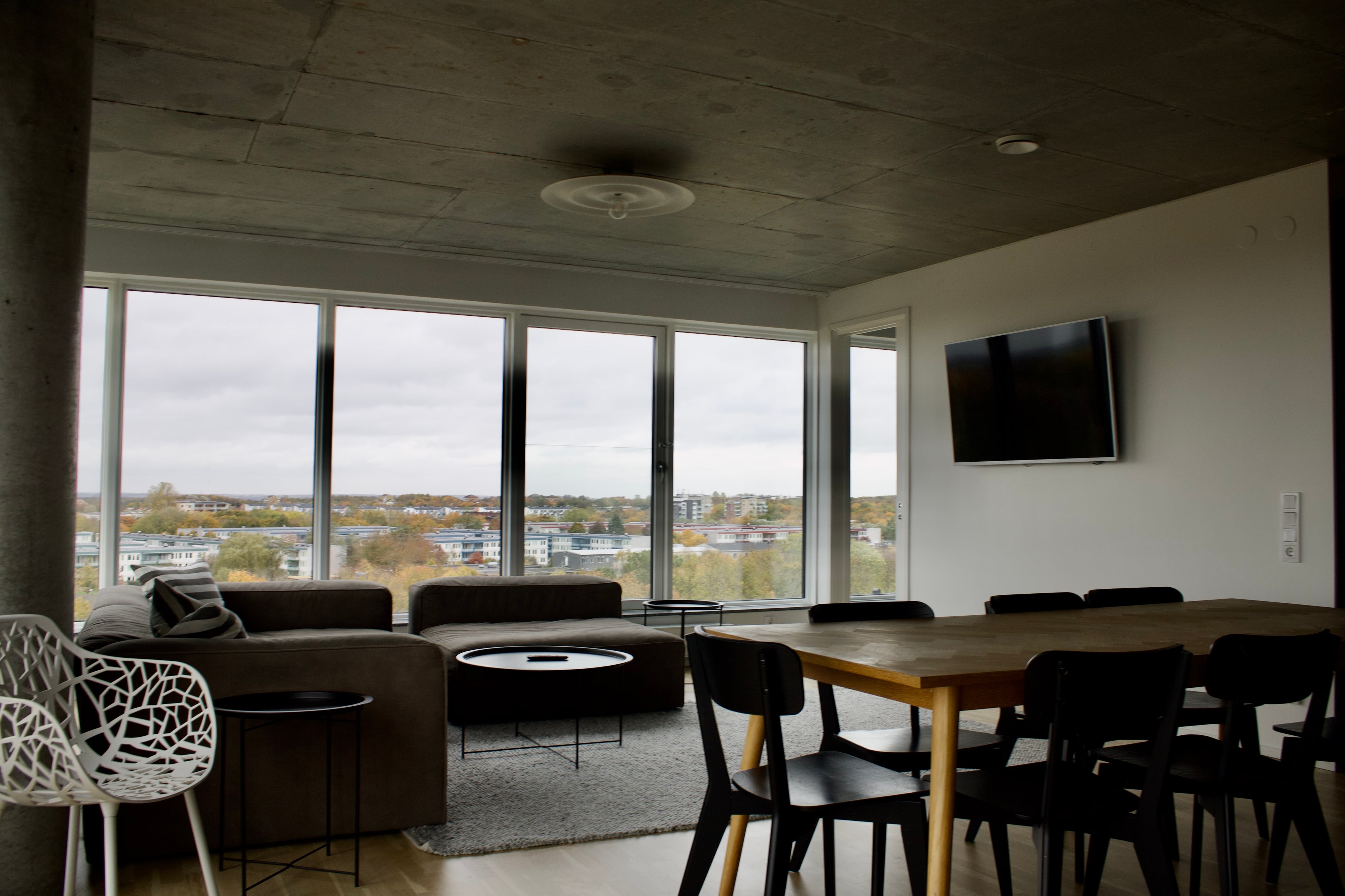 One Bedroom Apartment - Image 9