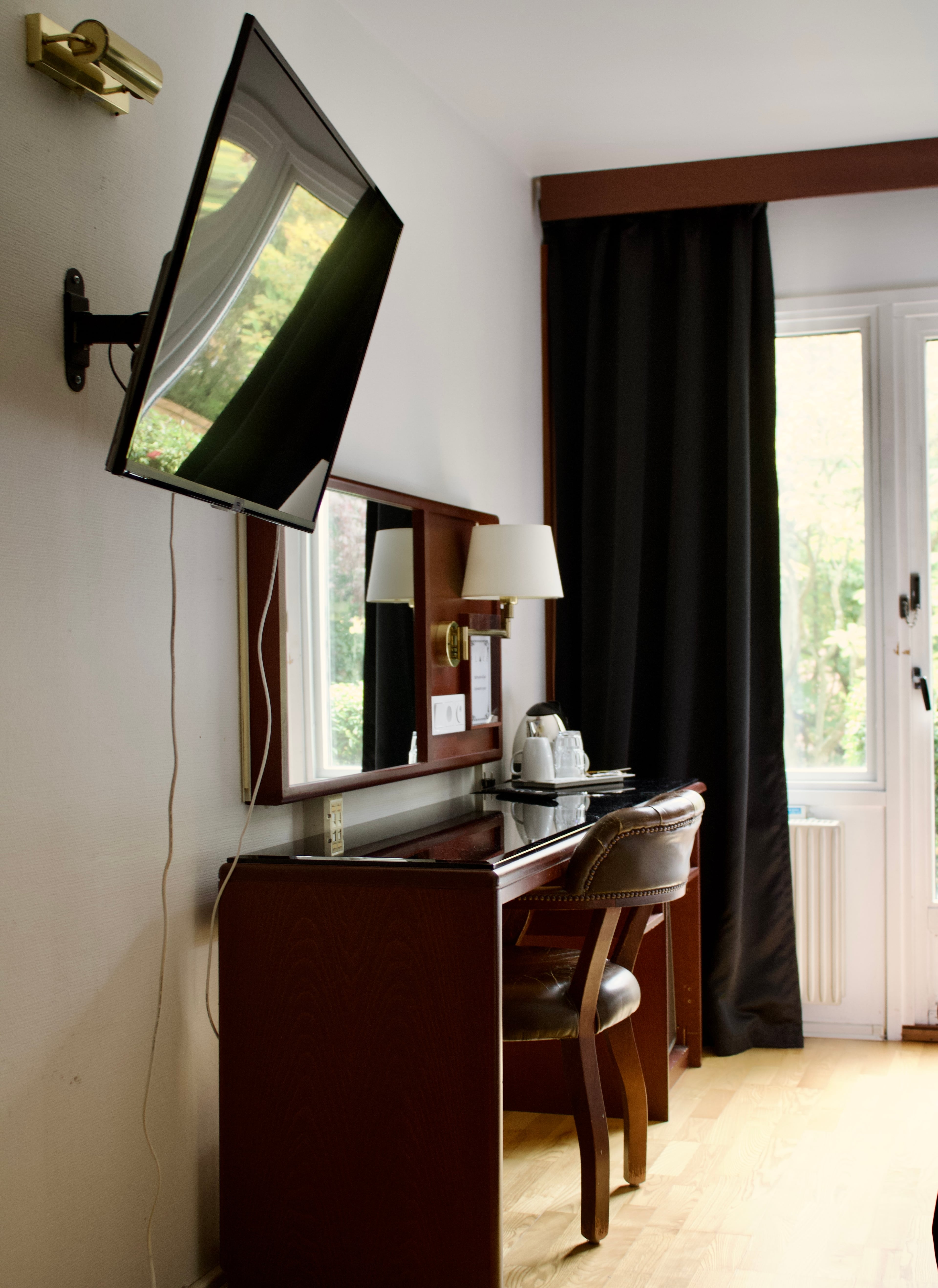 Twin Street View - Image 5